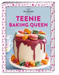 Teenie Baking Queen