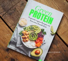 Durchgeblättert 93: Green Protein, Binging with Babish, Passione Cooking, Najat