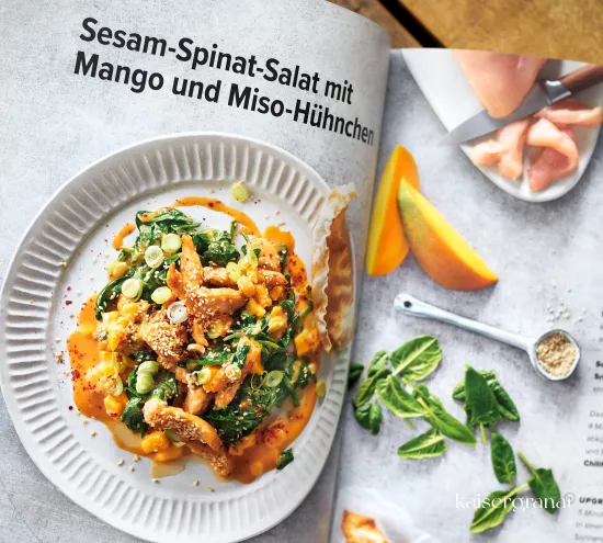 Anne Fleck Salate der Superlative Kochbuch Rezept Sesam Spinat Salat mit Mango Salat