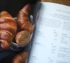 Lutz Geissler Broetchen backen das Kochbuch Rezept fuer Croissant