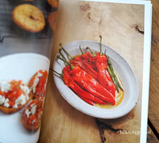 Griechenland das Kochbuch Rezept fuer rote Paprika