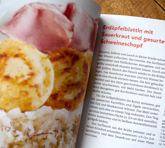 Das Kochbuch Südtirols Küche von Anneliese Kompatscher und Tobias Schmalzl 2