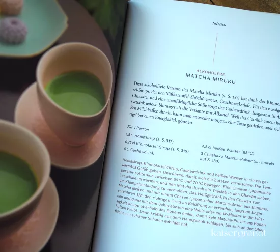 Das Buch Japanische Cocktails von Julia Momosé 1