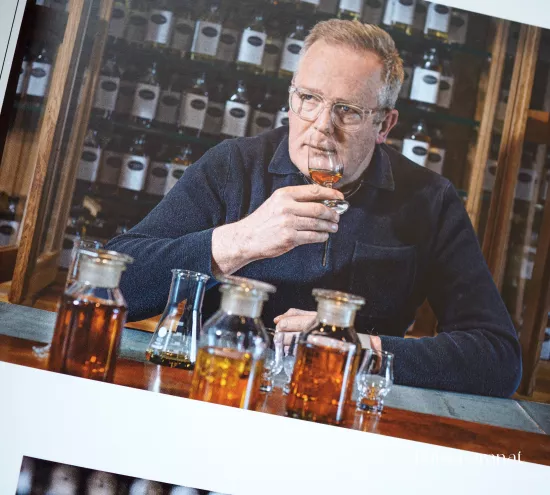 Der Bildband Scotch Whiskey von Horst Friedrichs, Stuart Husband 2