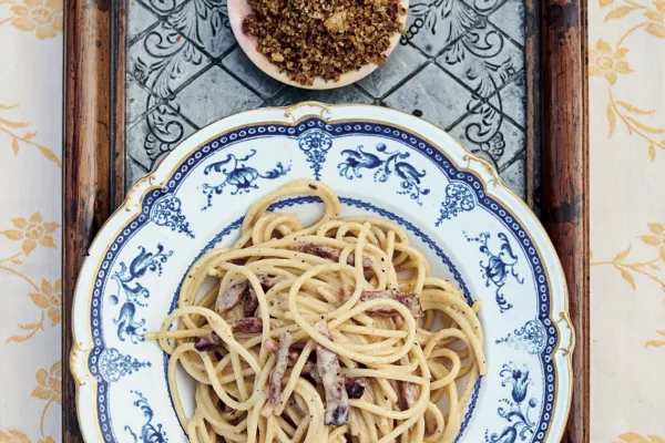 Die Perfekte Spaghetti Carbonara Von Jamie Oliver